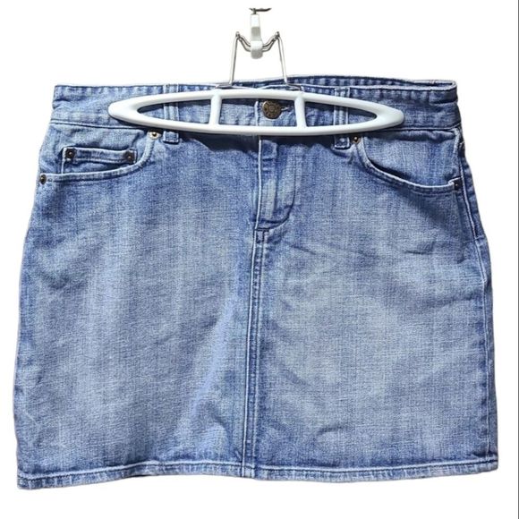 J. Crew Dresses & Skirts - J Crew womens jean skirt size 6